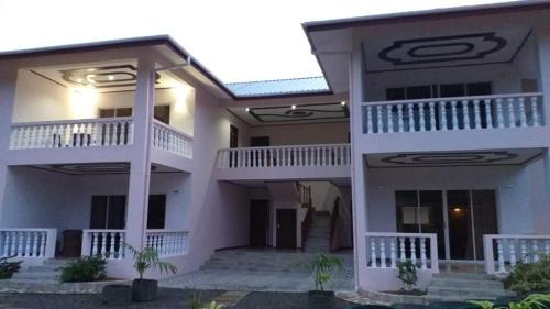 Mokara Holiday Apartment in Mahe