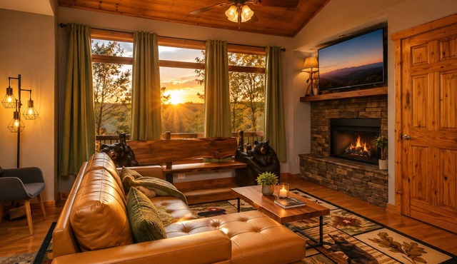 Mountain 4BR Cabin Hot Tub, Theater & Pets OK in Talking Rock