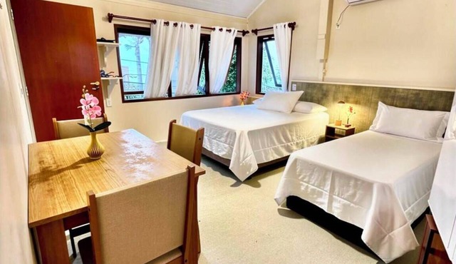 Mucugê Suite - Ocean view - 200 meters from the beach - main street of Arraial in Arraial d'Ajuda
