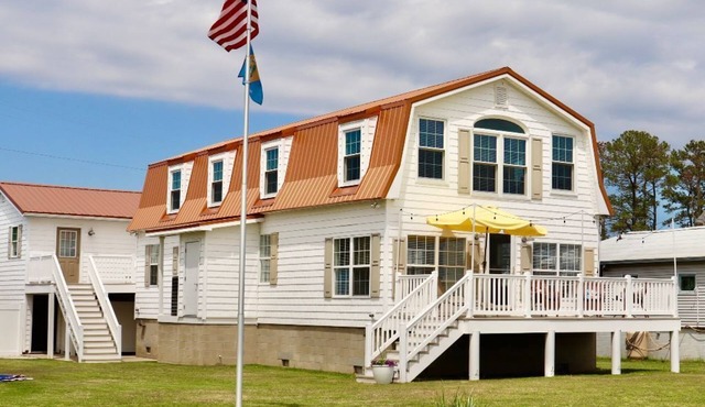 New Listing! Osocozy. Waterfront home on the Indian River Bay. Lovely views! in Millsboro