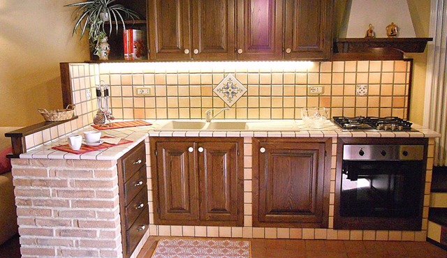 Nice apartment for 2 people with WIFI and TV in Cortona