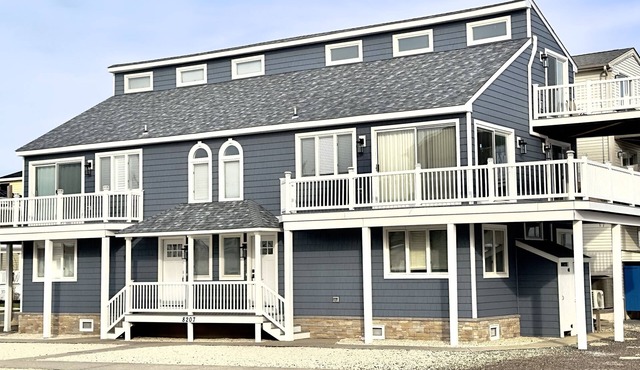 Ocean view deck. Open area living, with wraparound deck. in Sea Isle City