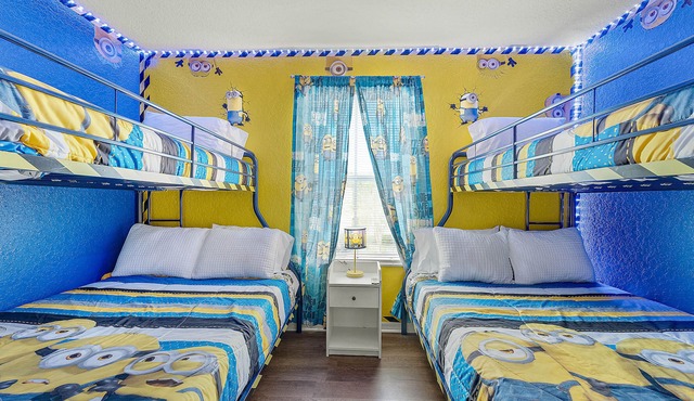 Perfect family vacation spot - beautiful townhouse, resort amenities in Davenport