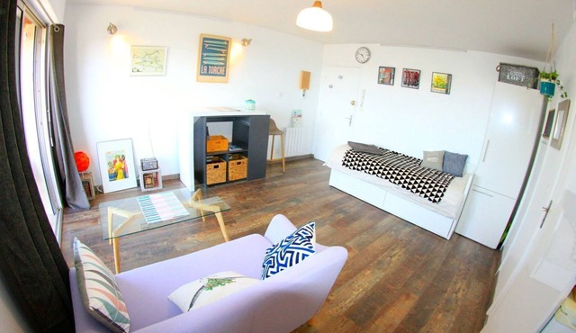 Pleasant Large Studio with Sea View in Douarnenez