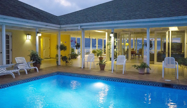 Polkerris Bed & Breakfast in Montego Bay