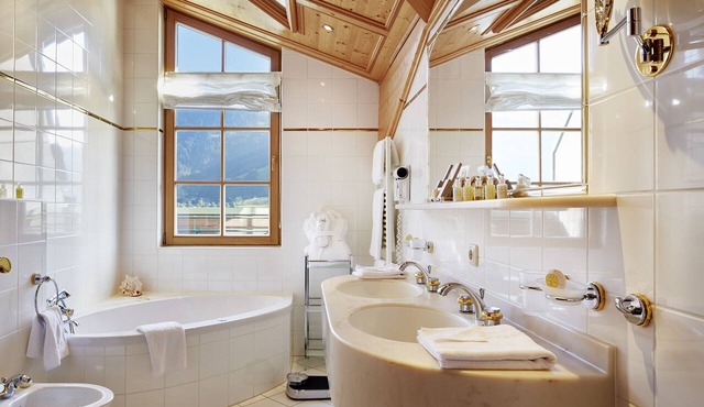 Relais & Châteaux Hotel Tennerhof in Kitzbuhel