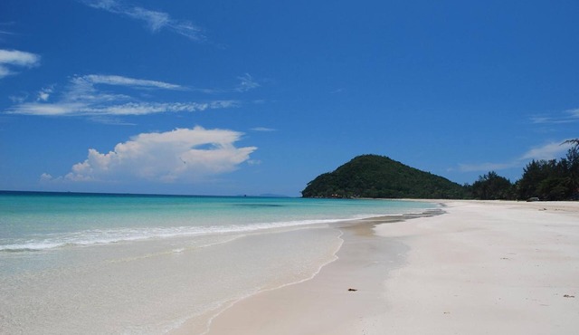 Salsa Hostel in Chumphon