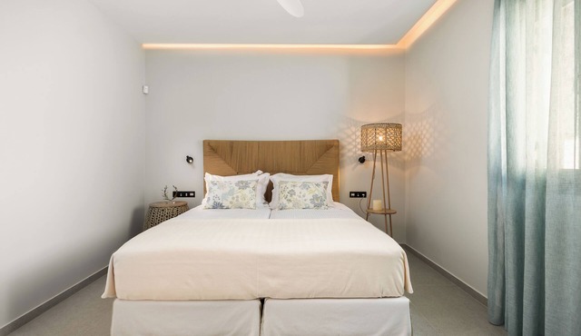 Salvia villa can sleep up to 4 adults , private swimming pool in Corfu