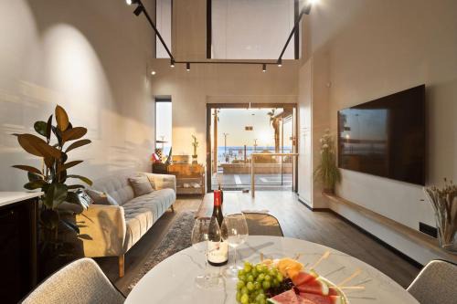 Samuel TLV in Tel Aviv