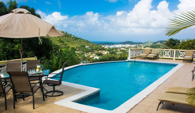 Simply Heavenly! Large Self Catered Single Bedroom Apartment With Huge Pool in Monchy