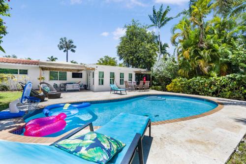 Spacious Miami Home with Private Pool & Parking in Biscayne Park