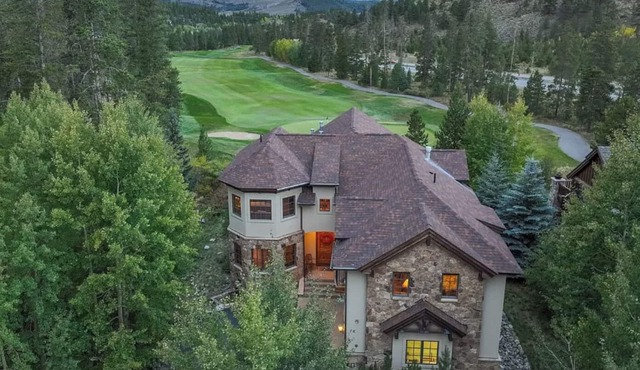 The Country Club🏌🏻‍♂️Luxury Golf & Ski ⛰ Views ⛳️ Sleeps 19 $0 Cleaning Fee in Keystone