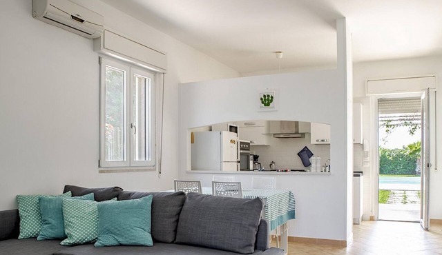Villa Bouganville con Piscina by Wonderful Italy in Syracuse