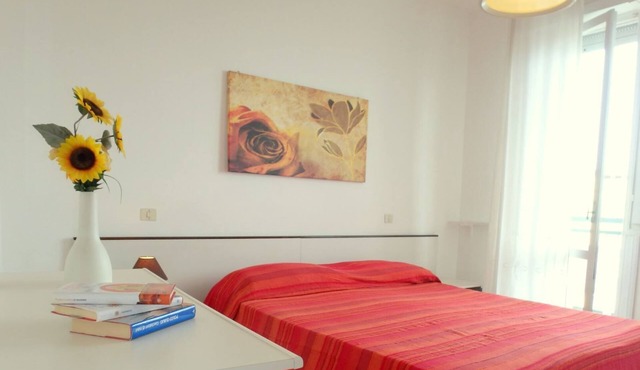 What a sea view! Beautiful three-room renovated apartment with climate in Comacchio