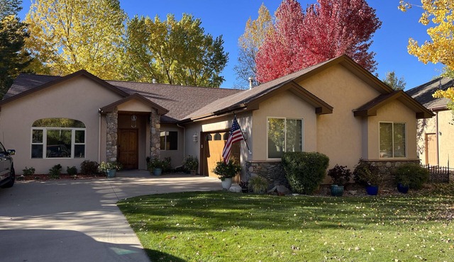 Winter getaway outside of Durango- The perfect spot between Purgatory and town! in Durango