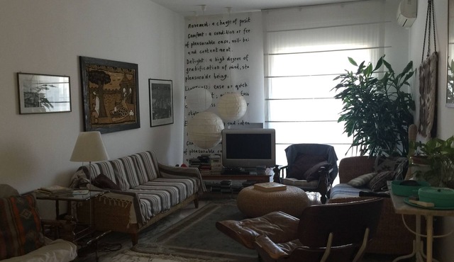 Your home in the heart of bari near beach old town and station in Bari