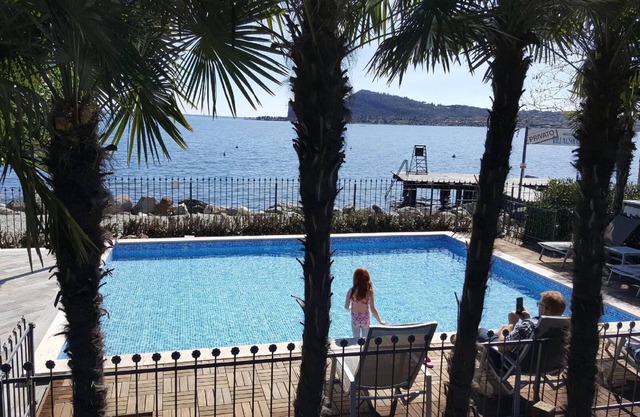 Holiday apartment San Felice del Benaco for 2 - 6 persons with 2 bedrooms - Row house in San Felice del Benaco
