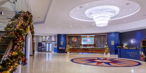 Shearwater Hotel 
