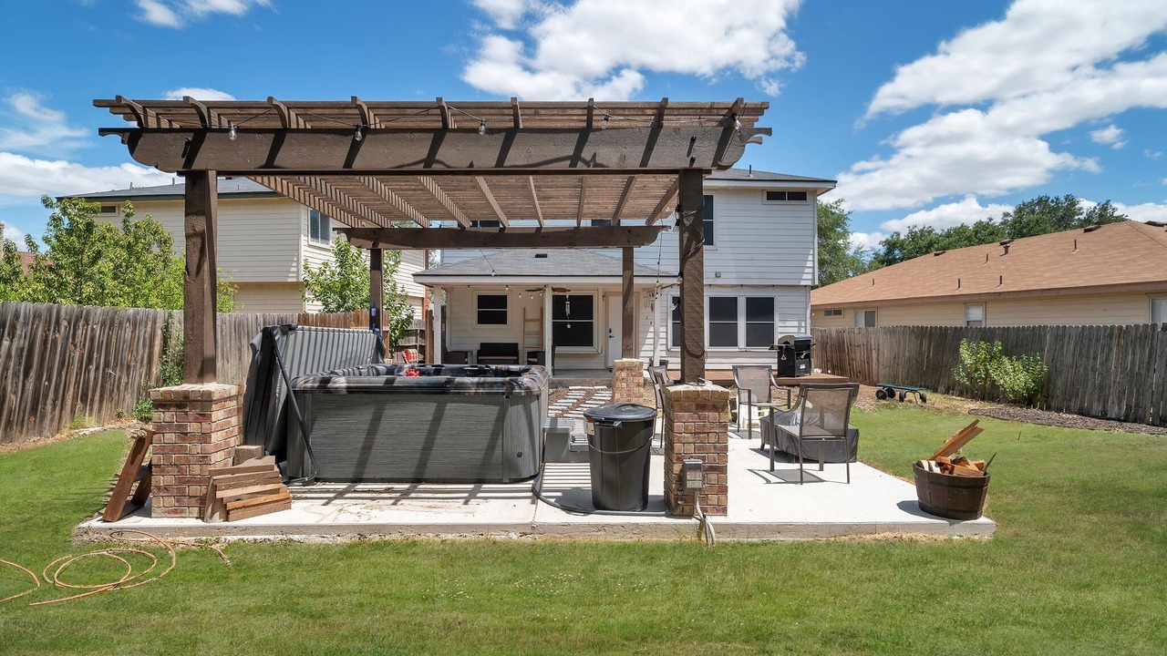 Photo of Patio Balcony in Wetmore
