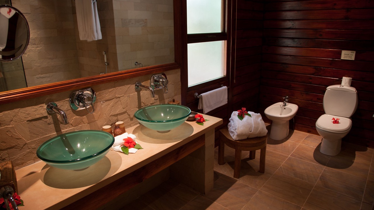 Photo of Bathroom in Cerf Island
