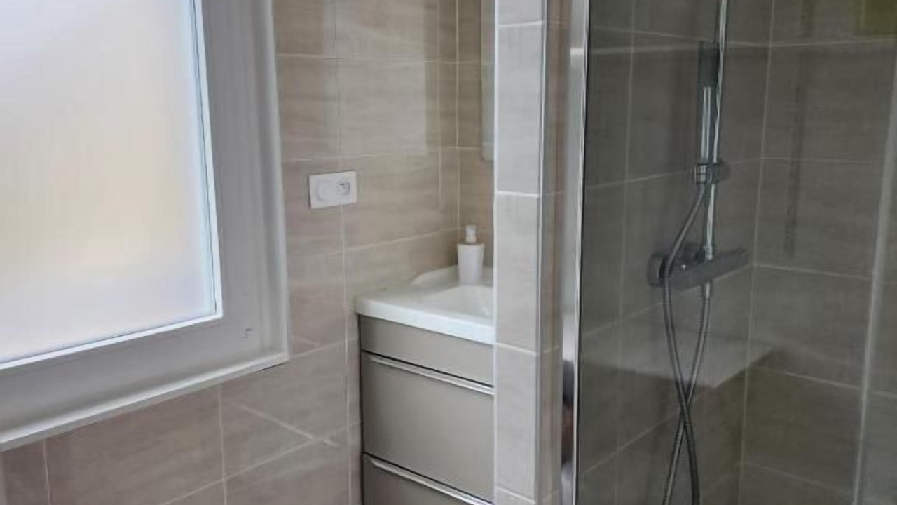 Photo of Bathroom in Guer