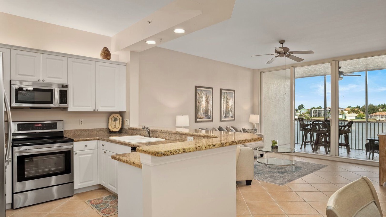 Photo of Kitchen in Vanderbilt Beach