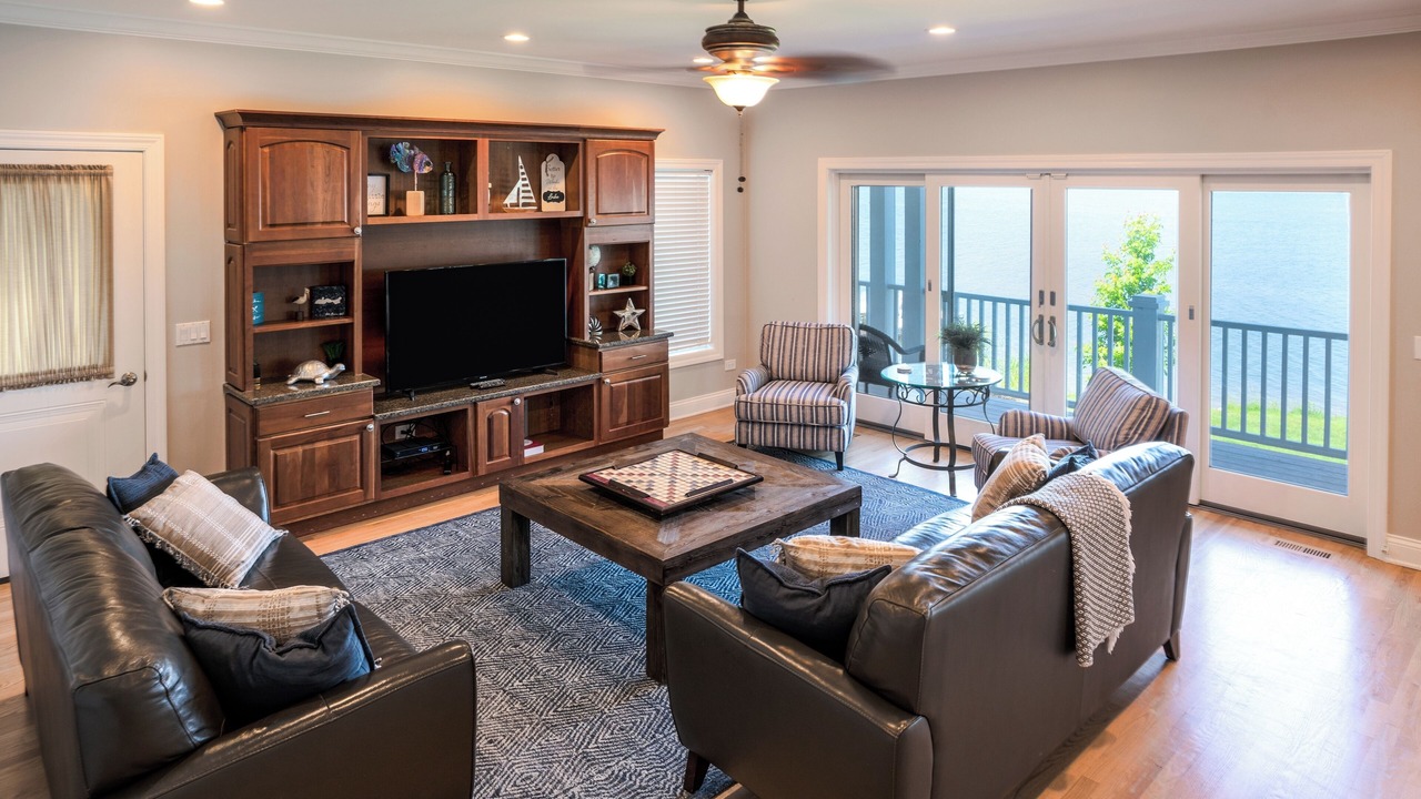 Photo of Livingroom in Lake Geneva