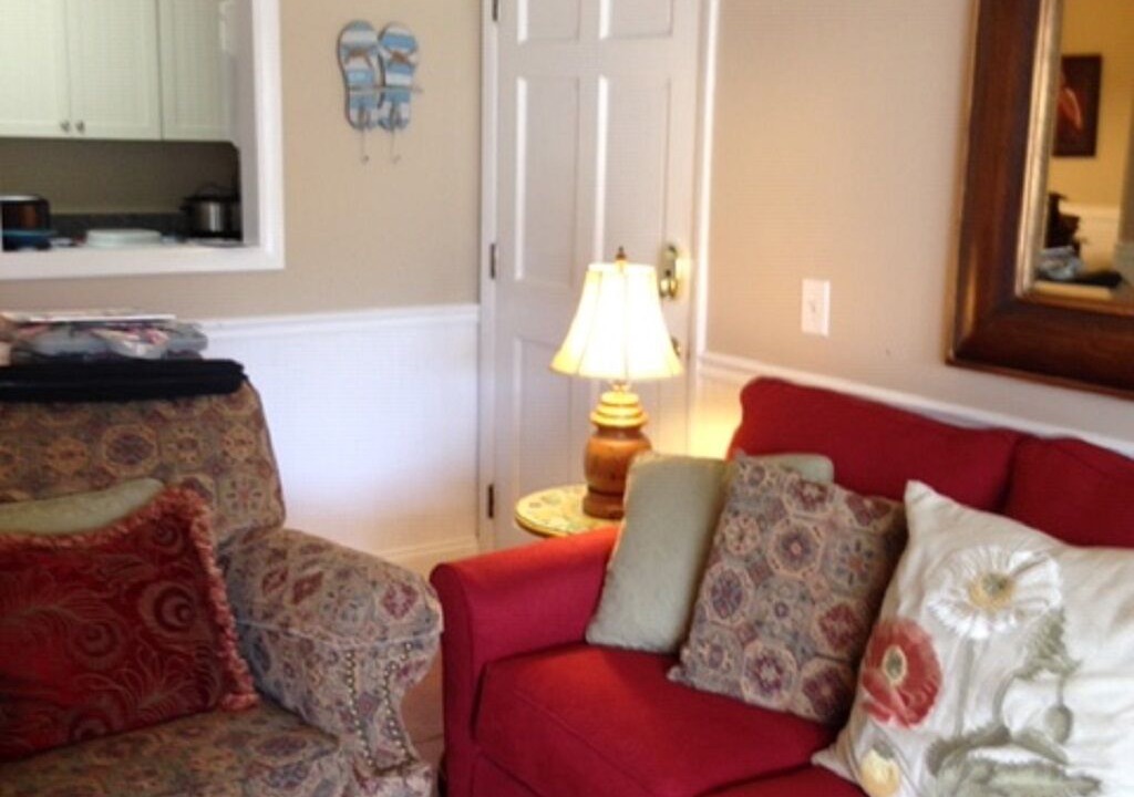 Photo of Livingroom in Demere Park