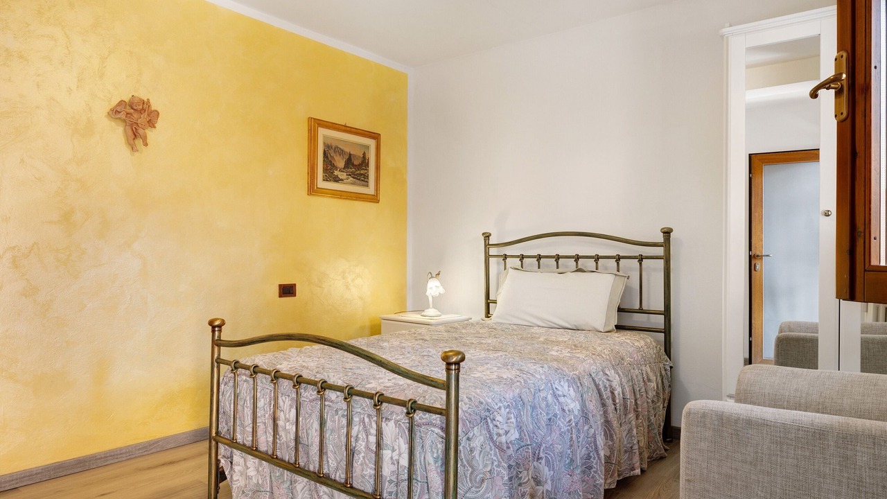 Photo of Bedroom in Portese