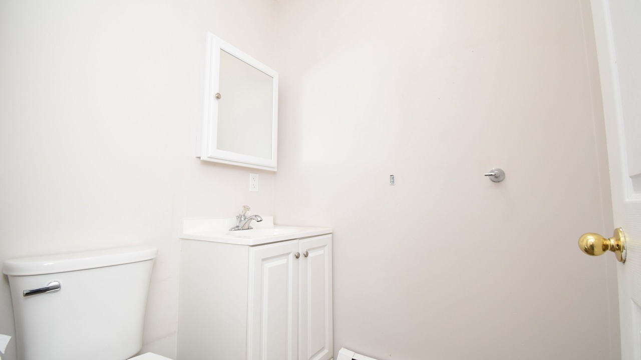 Photo of Bathroom in Eastward Look