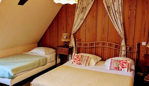 City Chalet, Private Bathroom (Domaine de Launay Blot)