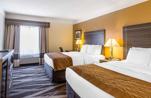 San Antonio Hotel | Comfort Inn near Frost Bank Center