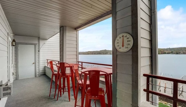 The Williamson`s Waterfront Condo in Wisconsin Dells