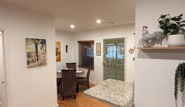 Full-size Private Havana Apartment near Calle Ocho, Miami, Florida in Miami
